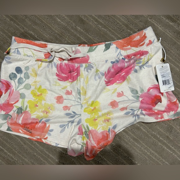 NWT PJ Salvage SUPER SOFT! Large Happy Blooms Floral Lounge Shorts Oatmeal Pink - Picture 4 of 5